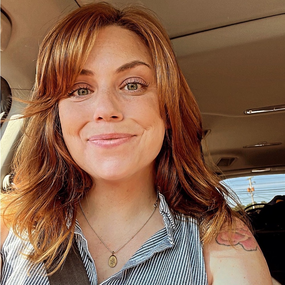 Meet your Posher, Emily